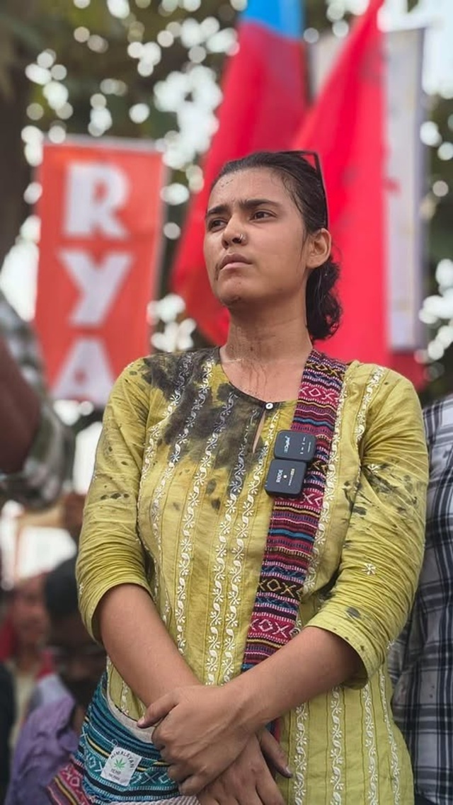 Ranchi student protest turns chaotic, ink thrown at AISA chief Neha Bora, youth detained