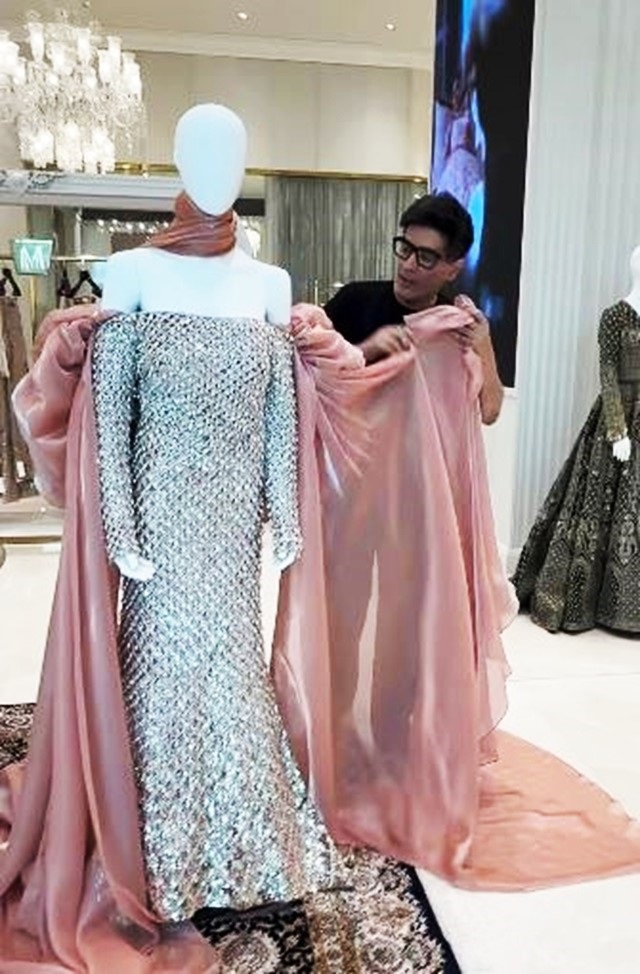 Manish Malhotra shares a glimpse of his lavish store in Dubai