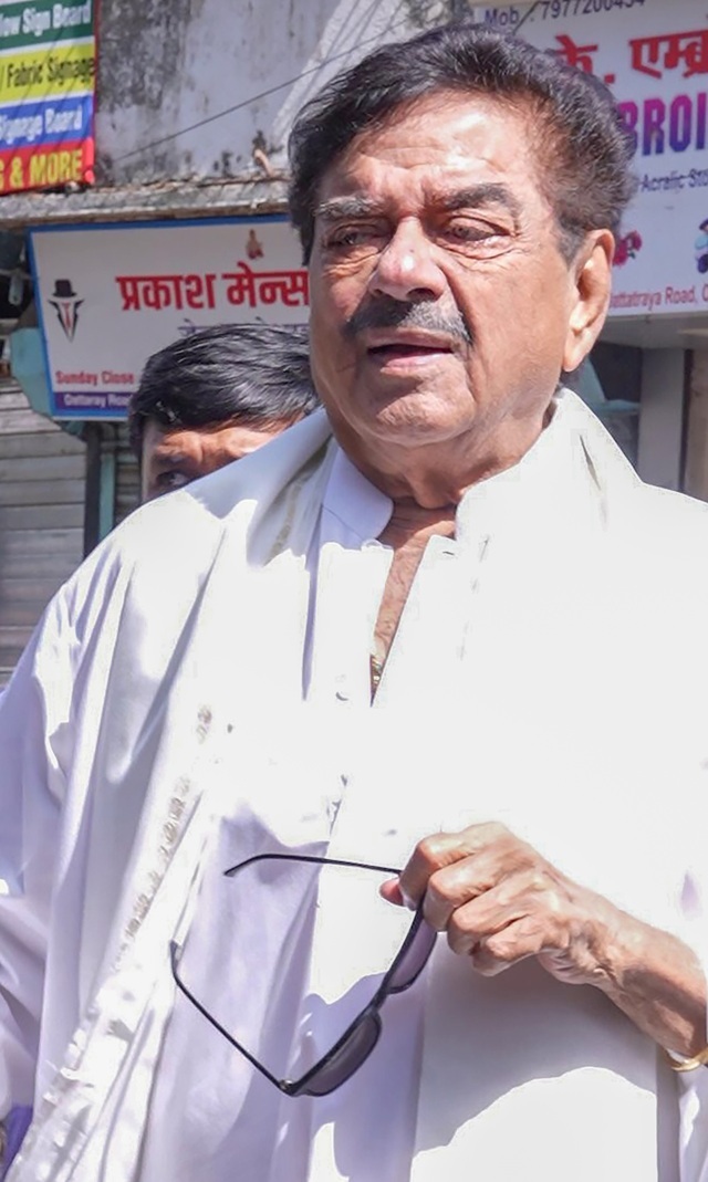 Shatrughan Sinha urges people to support Prashant Kishor in Bankipur by-election
