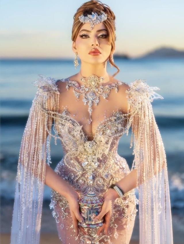 Urvashi Rautela adds bling to Cannes look with 'diamond nails'